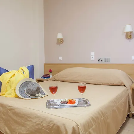 Aparthotel G George Nydri (Lefkada)