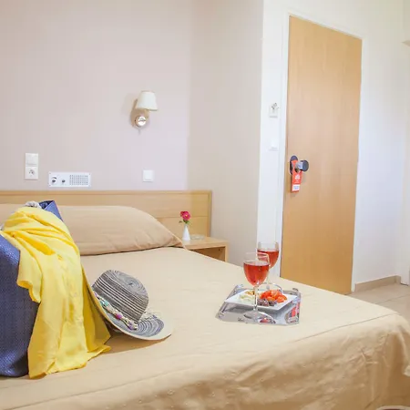 Aparthotel G George 4*