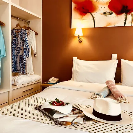 G George Appart hôtel 4*