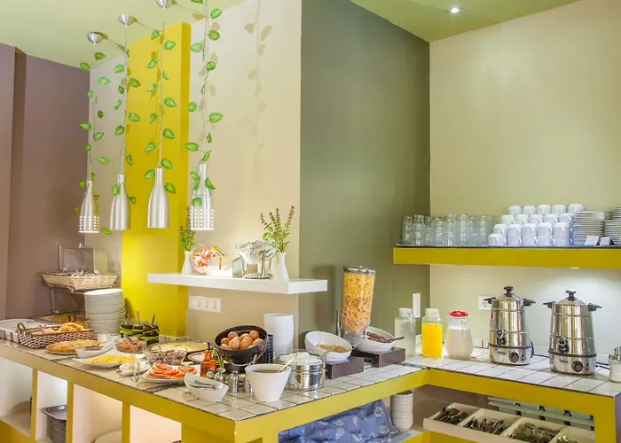 Apartmanhotel G George 4*