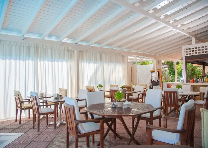 G George 4* Nydri (Lefkada)